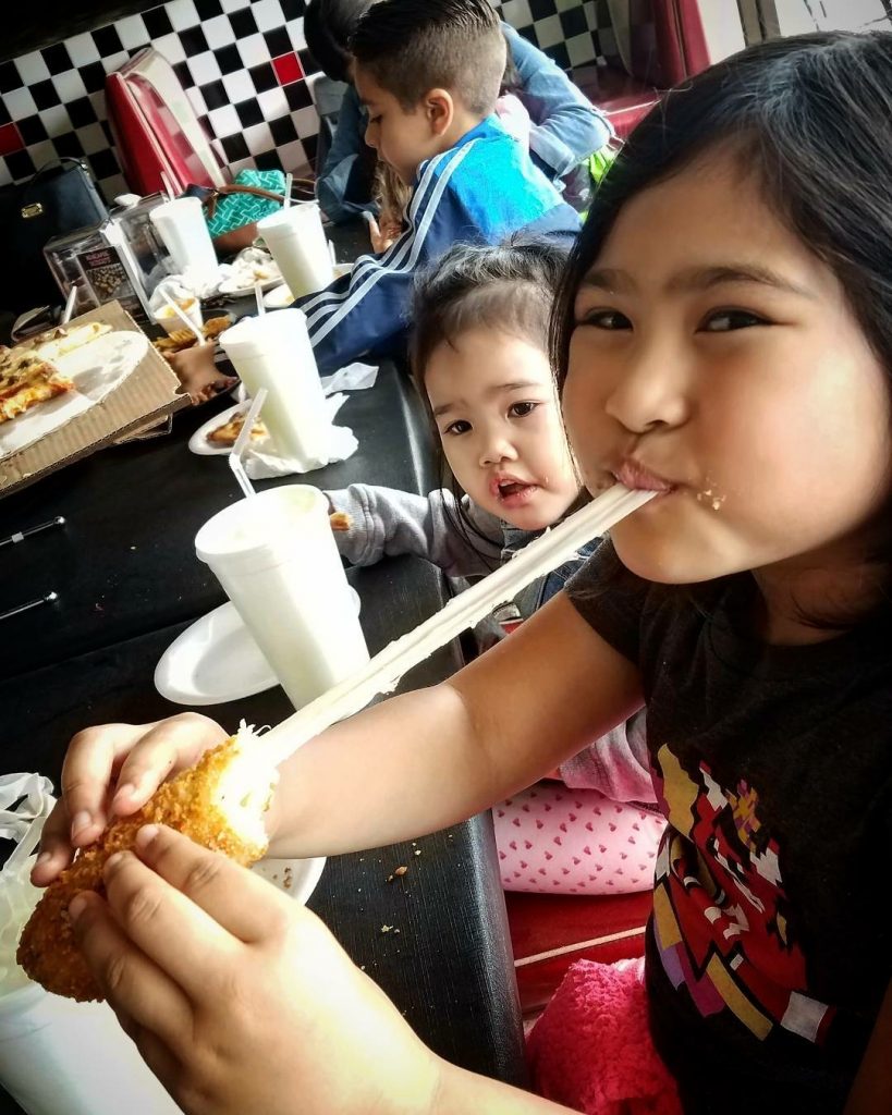 2017 Thanksgiving Week Specials! FREE Pizza! 1 chicagofoodaffair 1511039465907