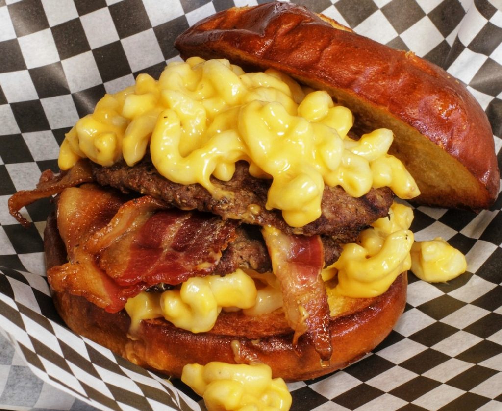 Bacon Mac & Cheese Burger