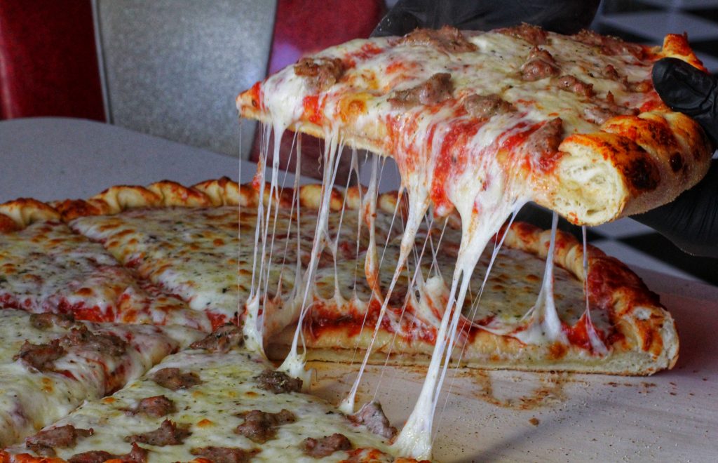 $2.99 Saturday Slice