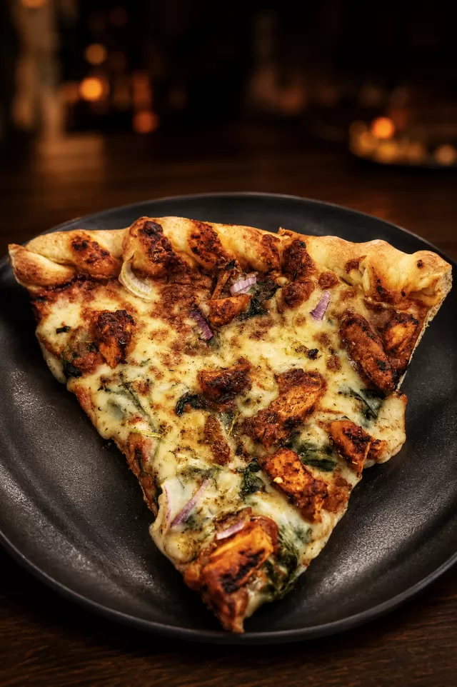 Tikka Masala Mac n Cheese Pizza, a past Frato’s specialty pizza in Schaumburg, IL
